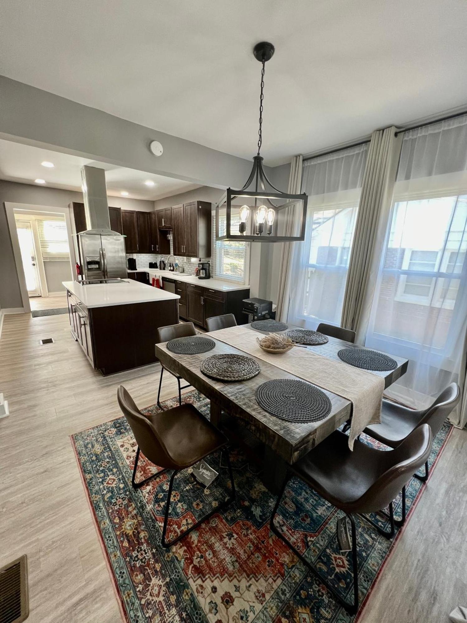 Charming 2Br 2Ba 10 Min Dt Airport By Lsp Homes Atlanta Exterior photo